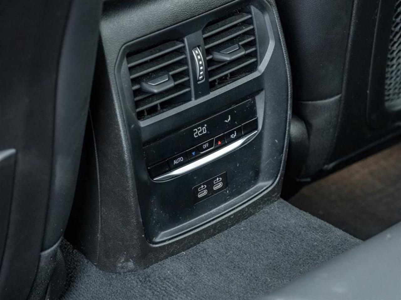 2023 BMW 330 i xDrive 4dr All-Wheel Drive Sedan Photo