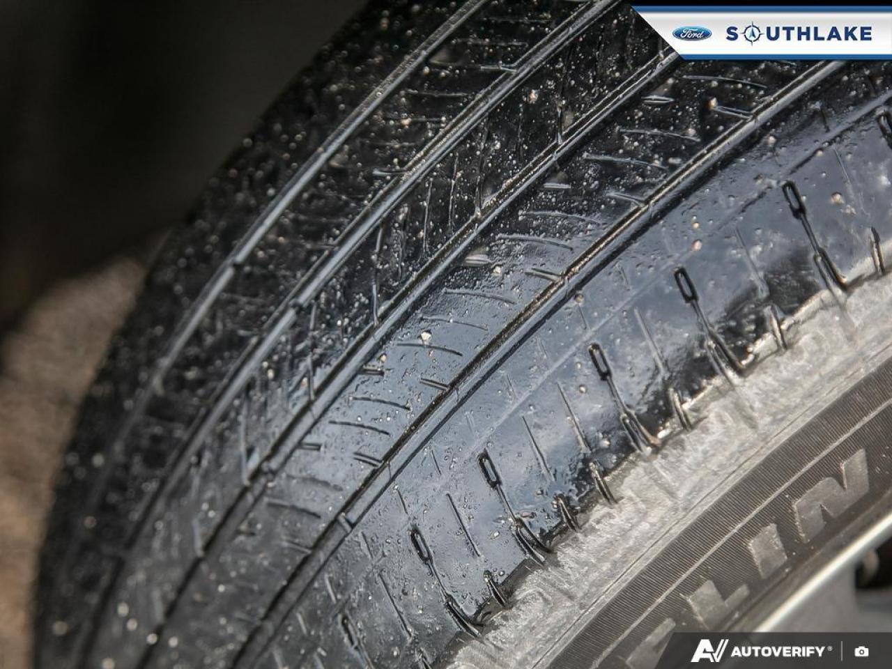 2024 Ford Escape ST-Line Select 4dr All-Wheel Drive Photo