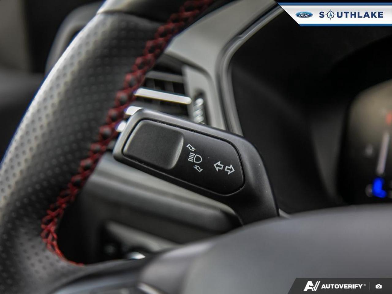 2024 Ford Escape ST-Line Select 4dr All-Wheel Drive Photo