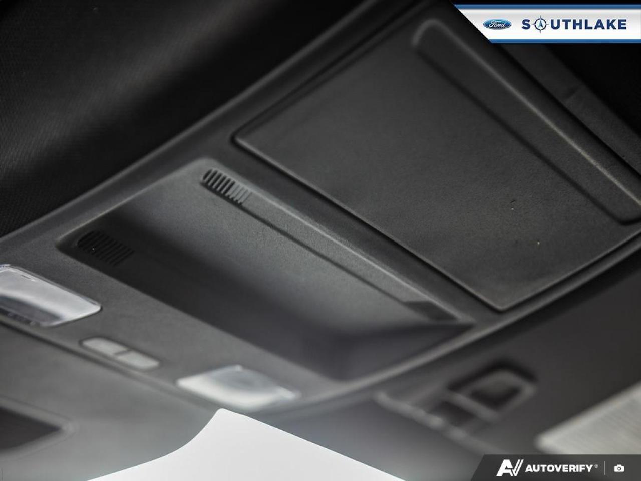 2024 Ford Escape ST-Line Select 4dr All-Wheel Drive Photo