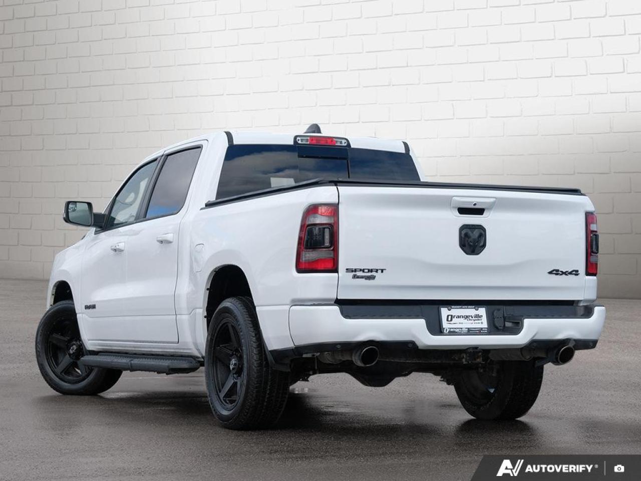 2022 RAM 1500 SPORT 4X4 CREW CAB 5'7" BOX Photo