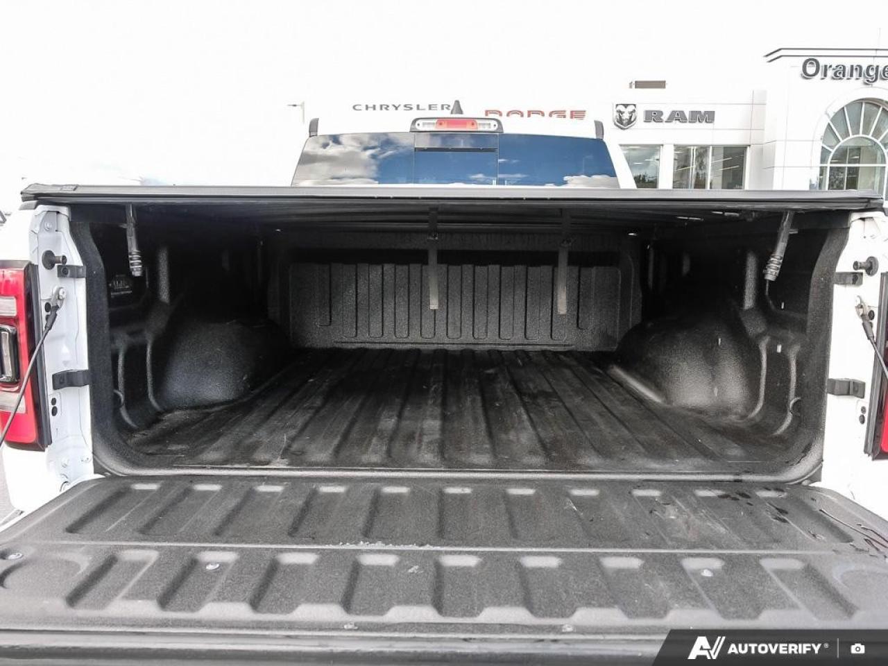 2022 RAM 1500 SPORT 4X4 CREW CAB 5'7" BOX Photo