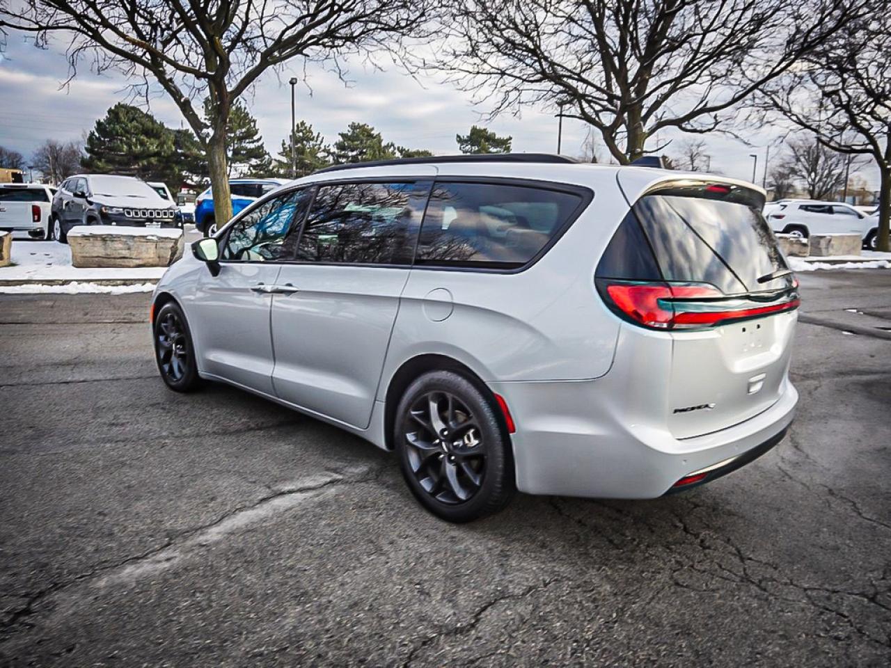 2024 Chrysler Pacifica  Photo