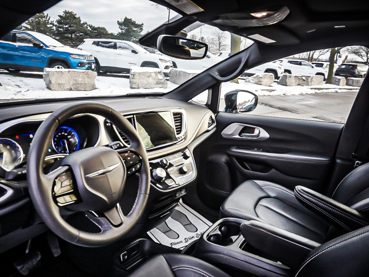 2024 Chrysler Pacifica  Photo