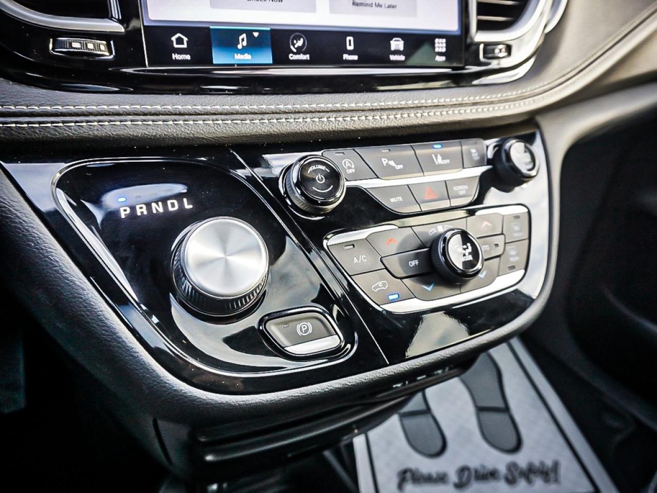 2024 Chrysler Pacifica  Photo