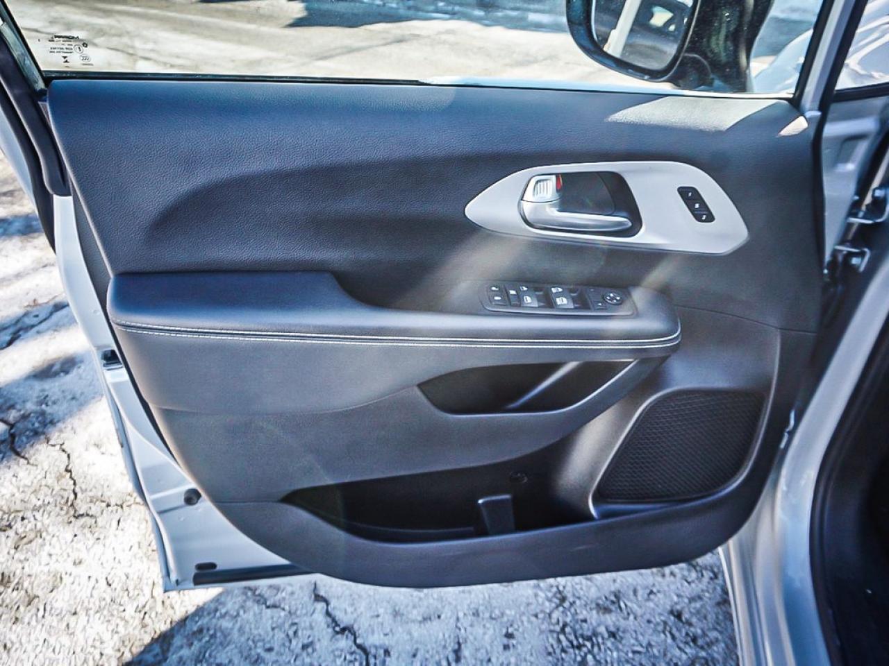 2024 Chrysler Pacifica  Photo