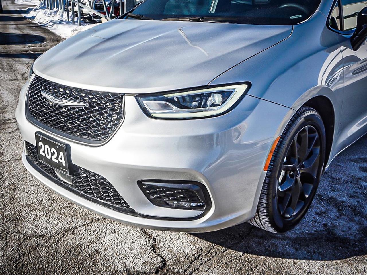 2024 Chrysler Pacifica  Photo