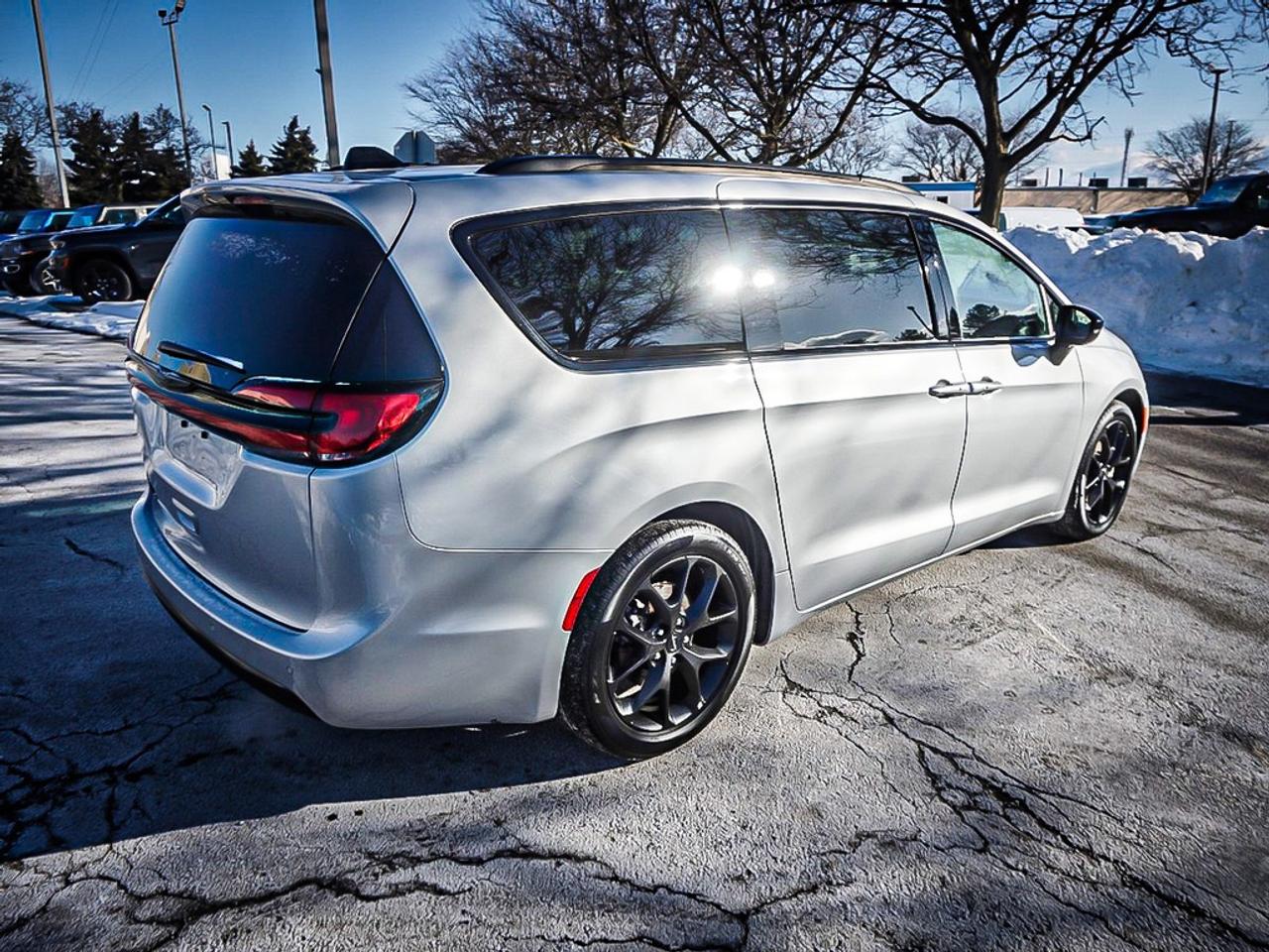 2024 Chrysler Pacifica  Photo