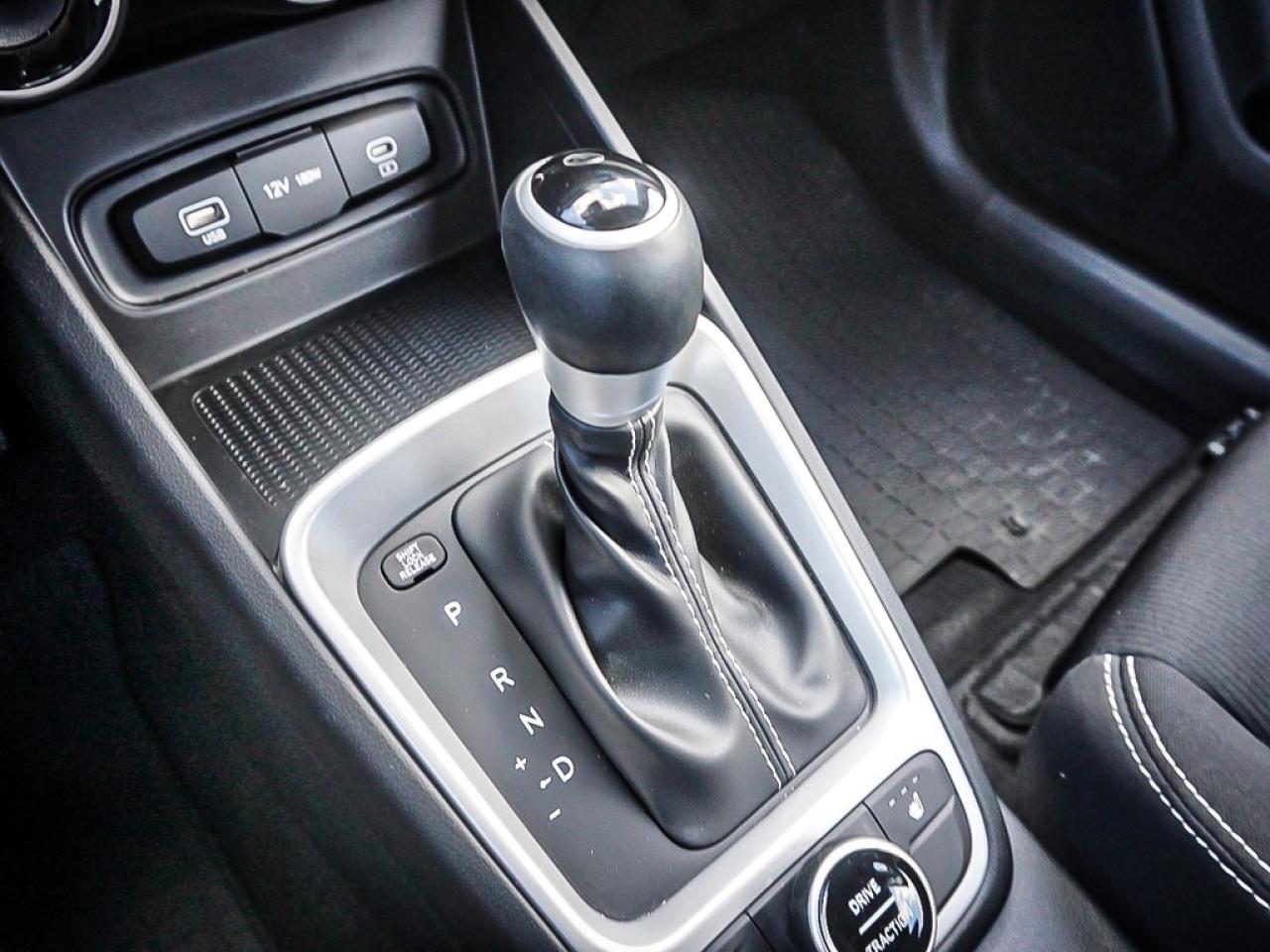 2025 Hyundai Venue  Photo