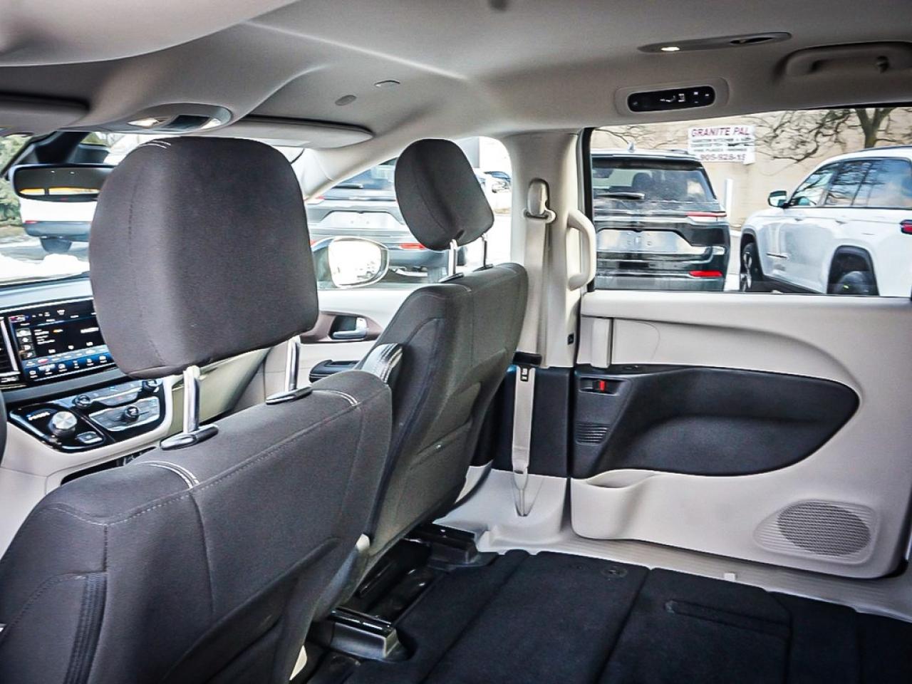 2024 Chrysler Grand Caravan  Photo