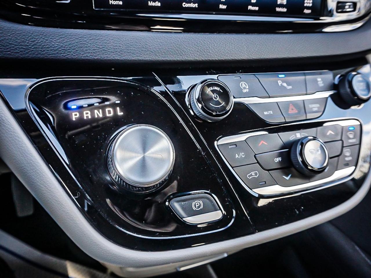 2024 Chrysler Grand Caravan  Photo