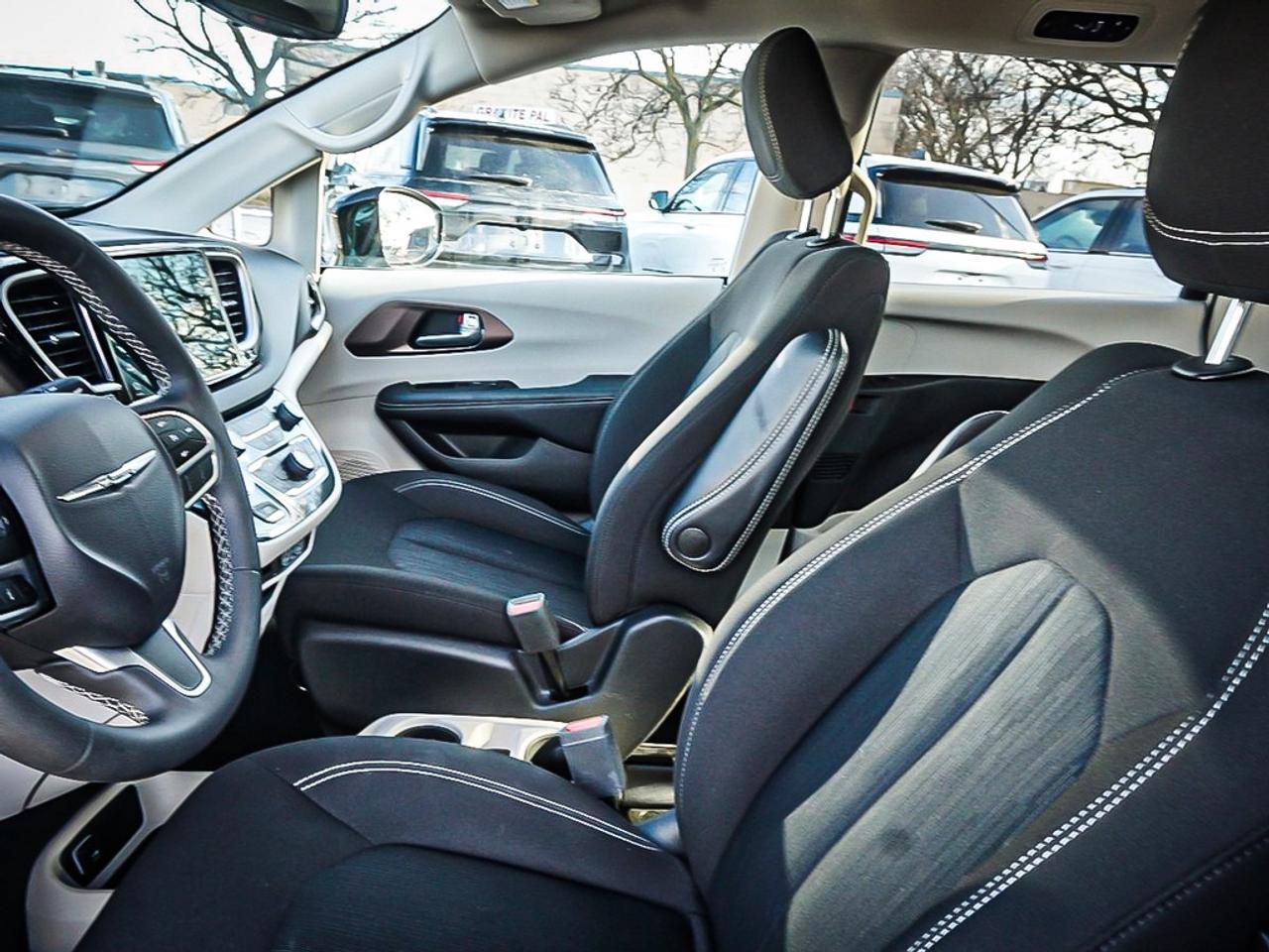 2024 Chrysler Grand Caravan  Photo