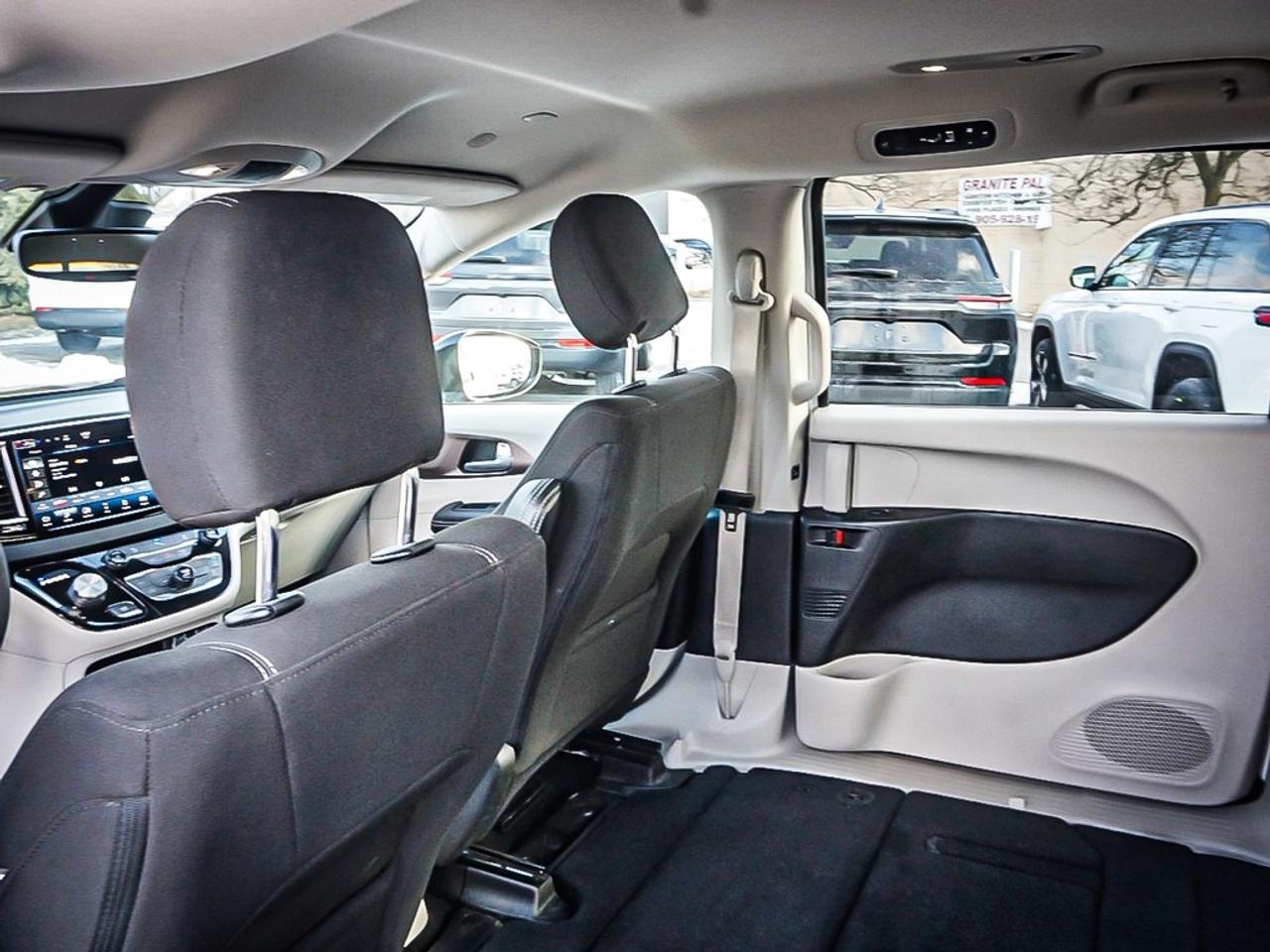 2024 Chrysler Grand Caravan  Photo