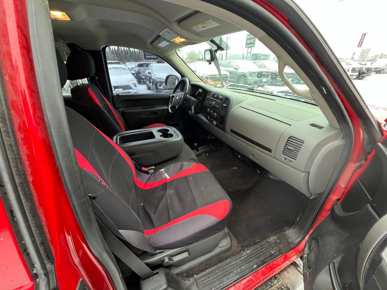 2011 Chevrolet Silverado 1500 4WD Extended Cab Standard Box LS Cheyenne Edition Photo