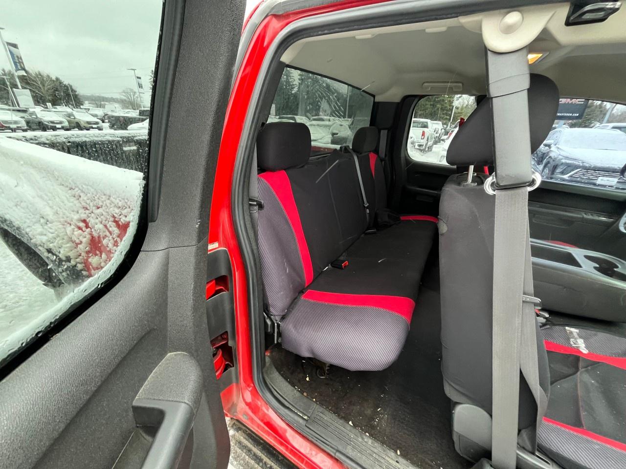 2011 Chevrolet Silverado 1500 4WD Extended Cab Standard Box LS Cheyenne Edition Photo