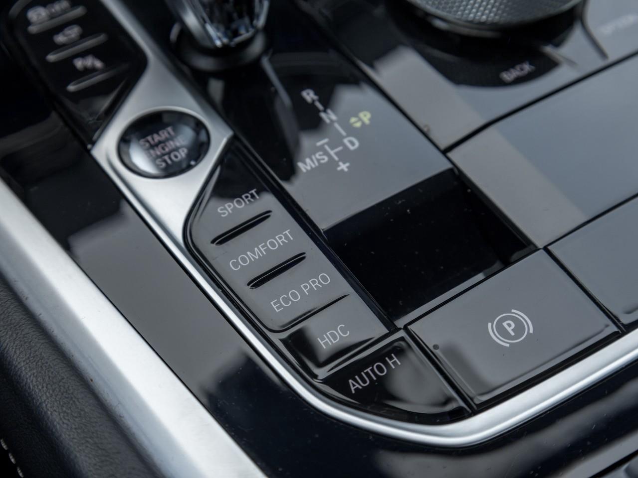 2022 BMW X6 xDrive40i 4dr All-Wheel Drive Sports Activity Coupe Photo