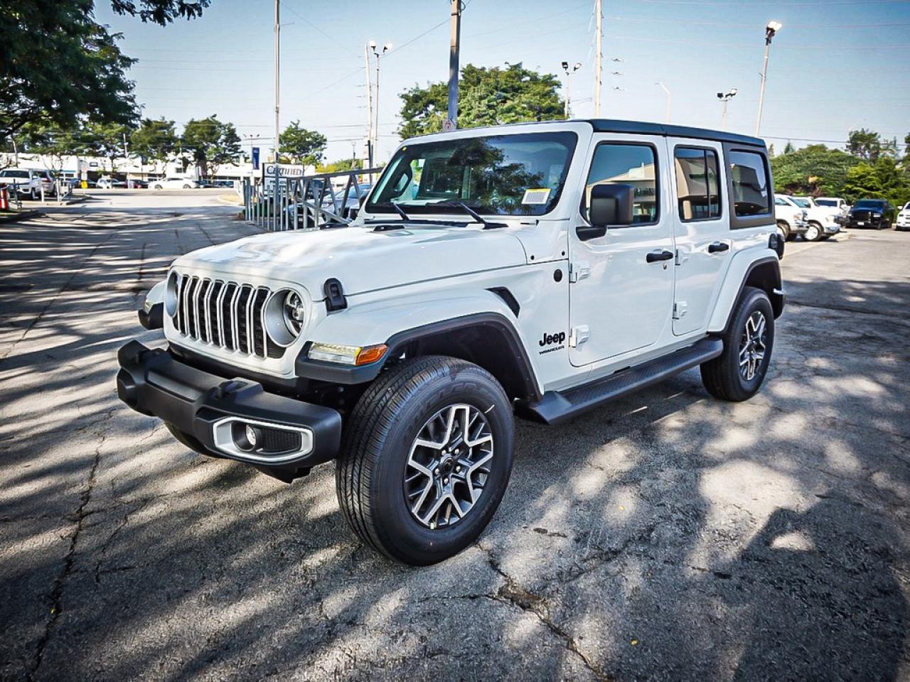 2025 Jeep Wrangler  Photo4