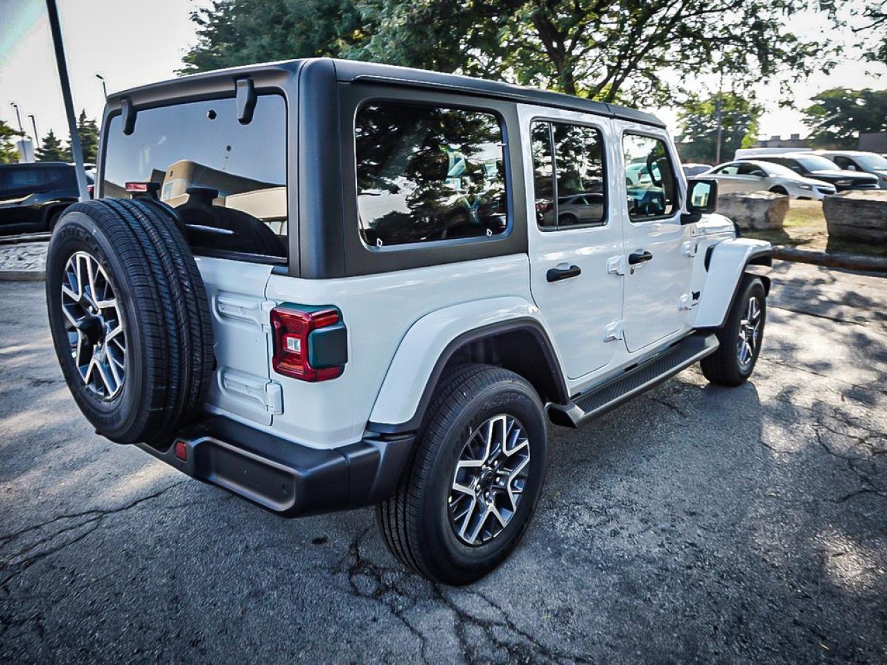 2025 Jeep Wrangler  Photo