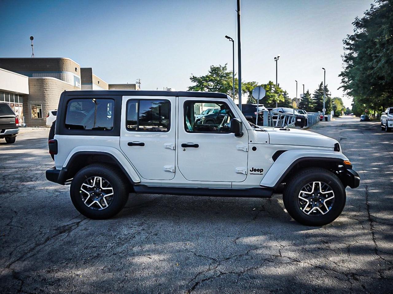 2025 Jeep Wrangler  Photo