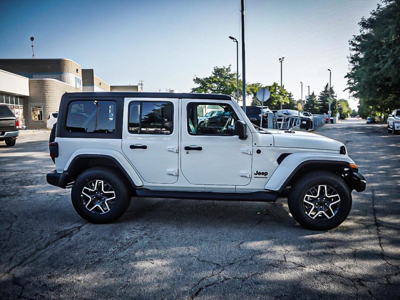 2025 Jeep Wrangler  Photo