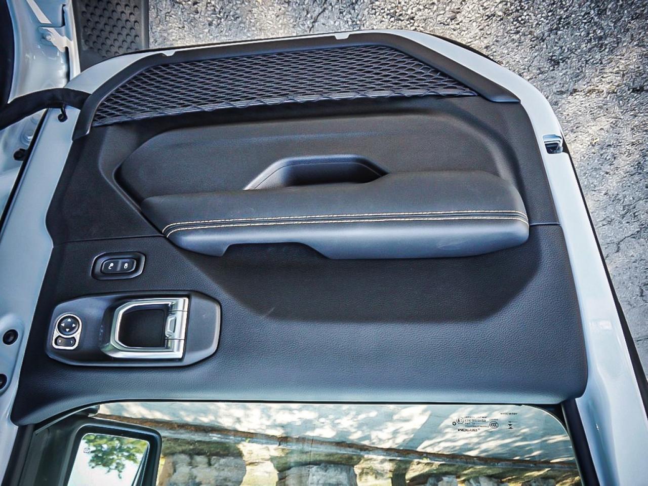 2025 Jeep Wrangler  Photo