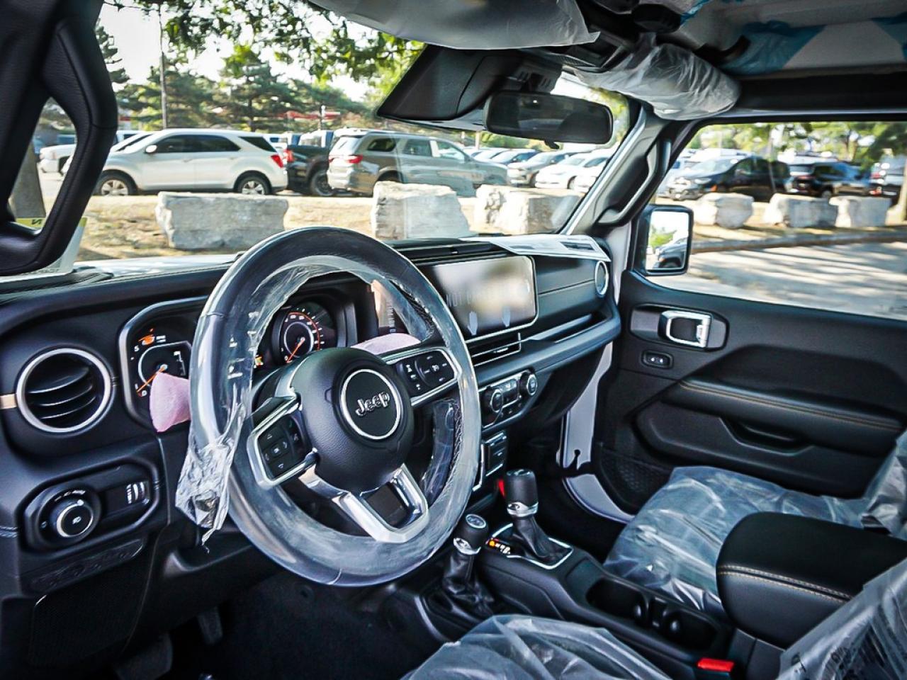 2025 Jeep Wrangler  Photo