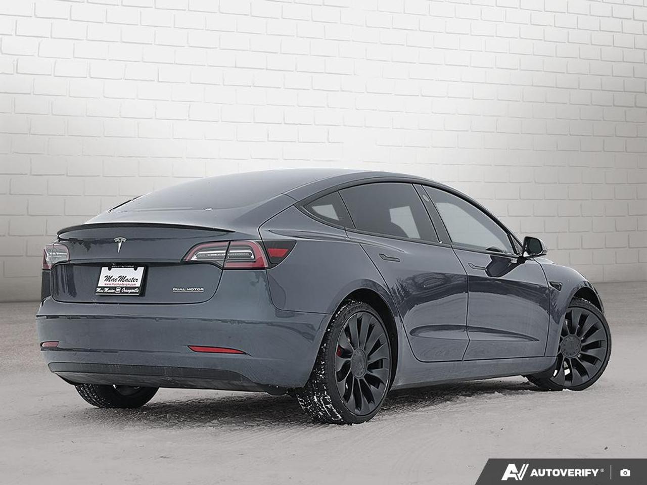 2022 Tesla Model 3 PERFORMANCE AWD Photo