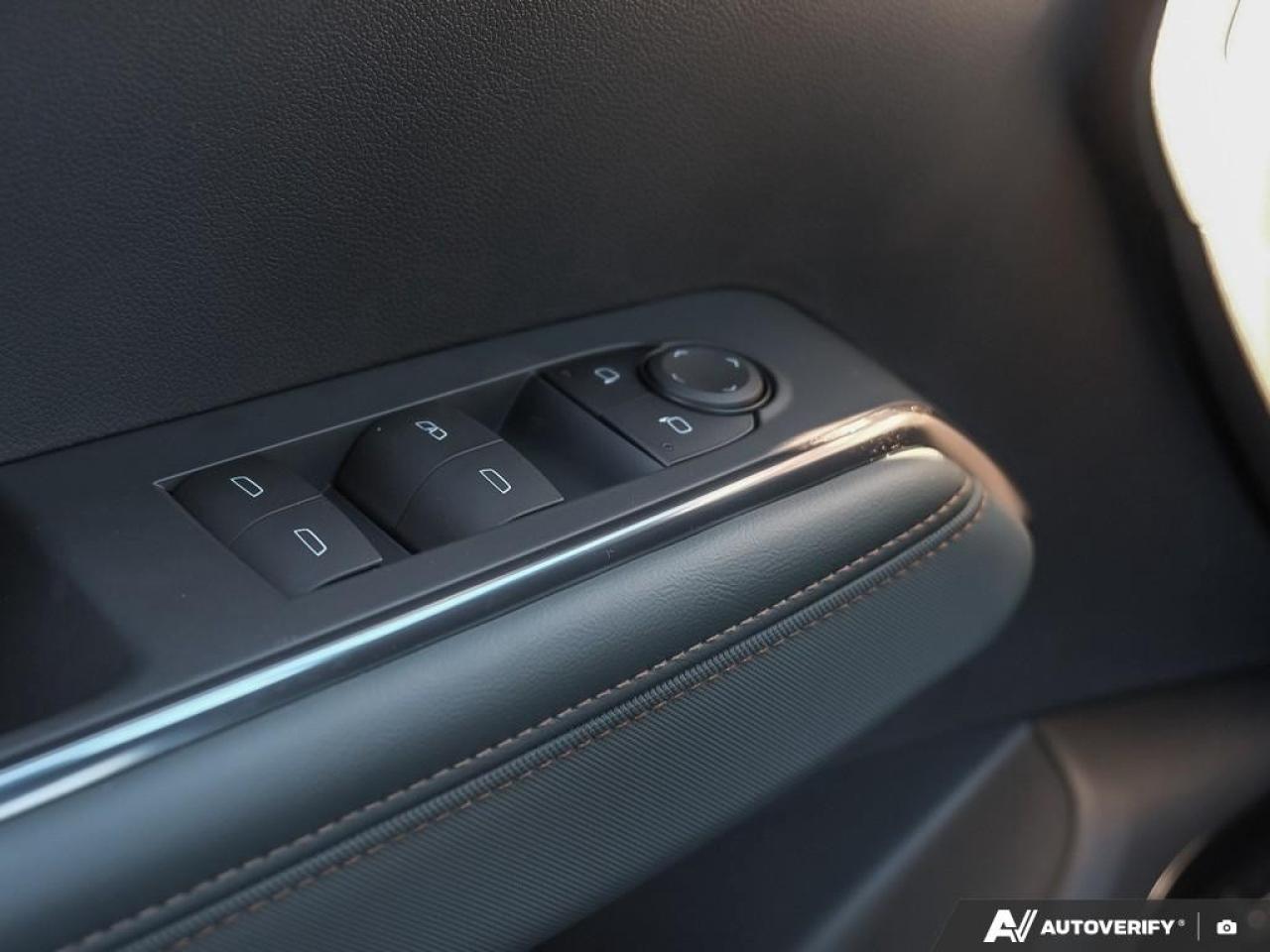 2026 GMC Acadia AWD AT4 Photo