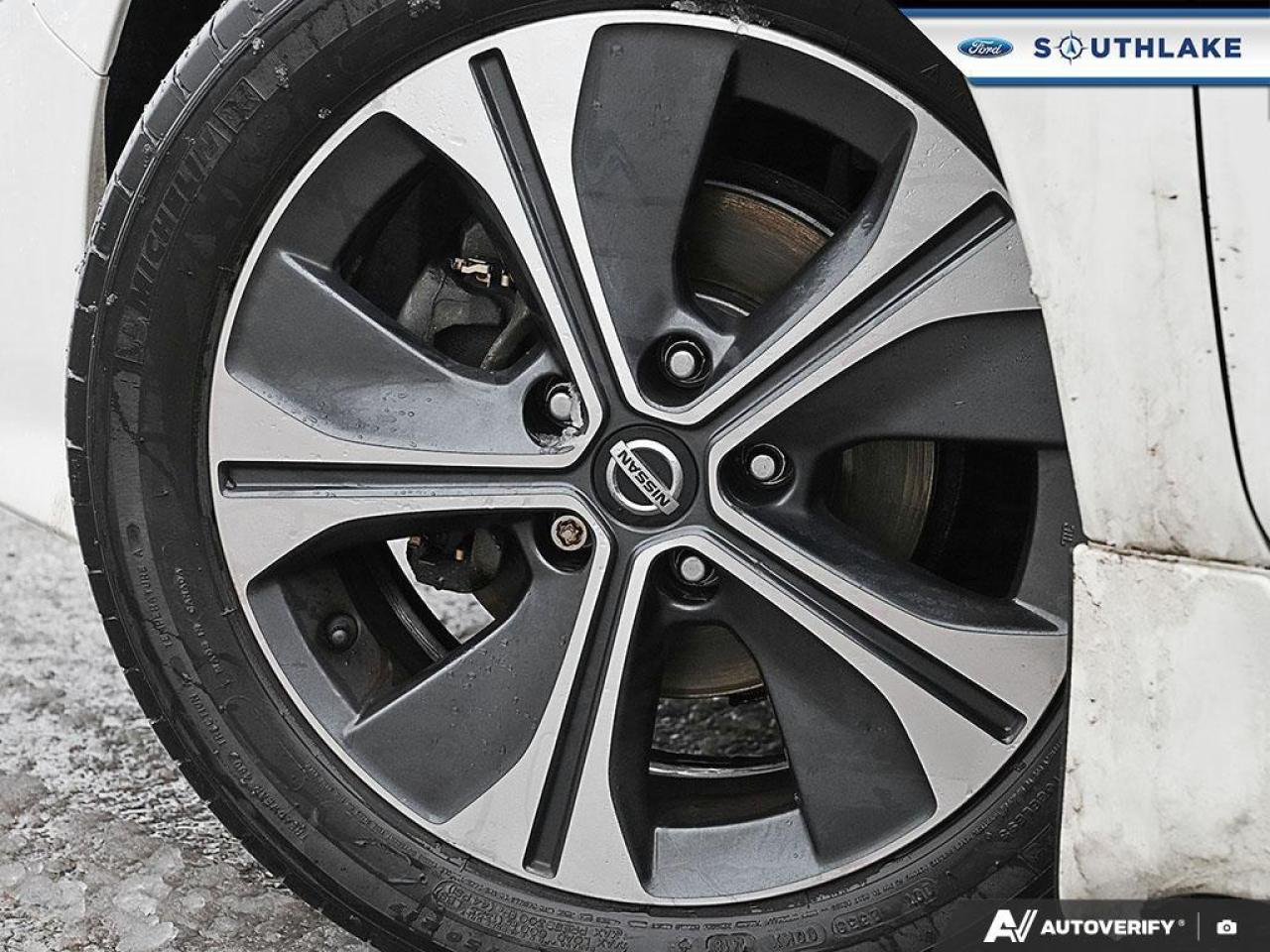 2018 Nissan Leaf SL 4dr Hatchback Photo