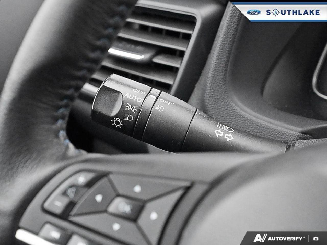 2018 Nissan Leaf SL 4dr Hatchback Photo