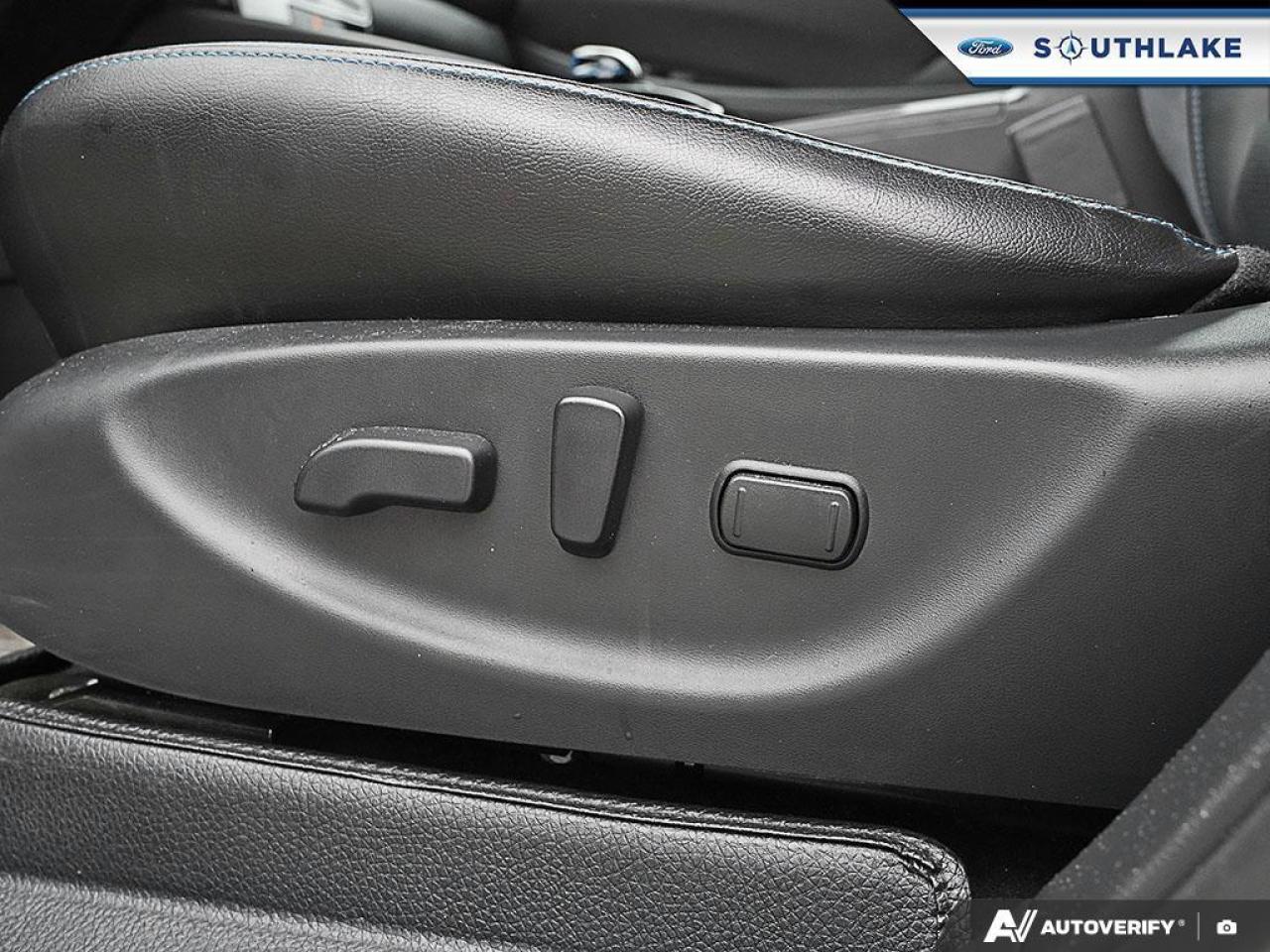 2018 Nissan Leaf SL 4dr Hatchback Photo