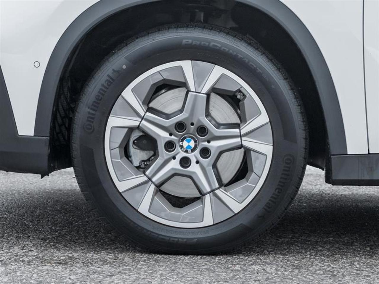 2025 BMW X1 xDrive28i 4dr All-wheel Drive Sports Activity Vehicle Photo4