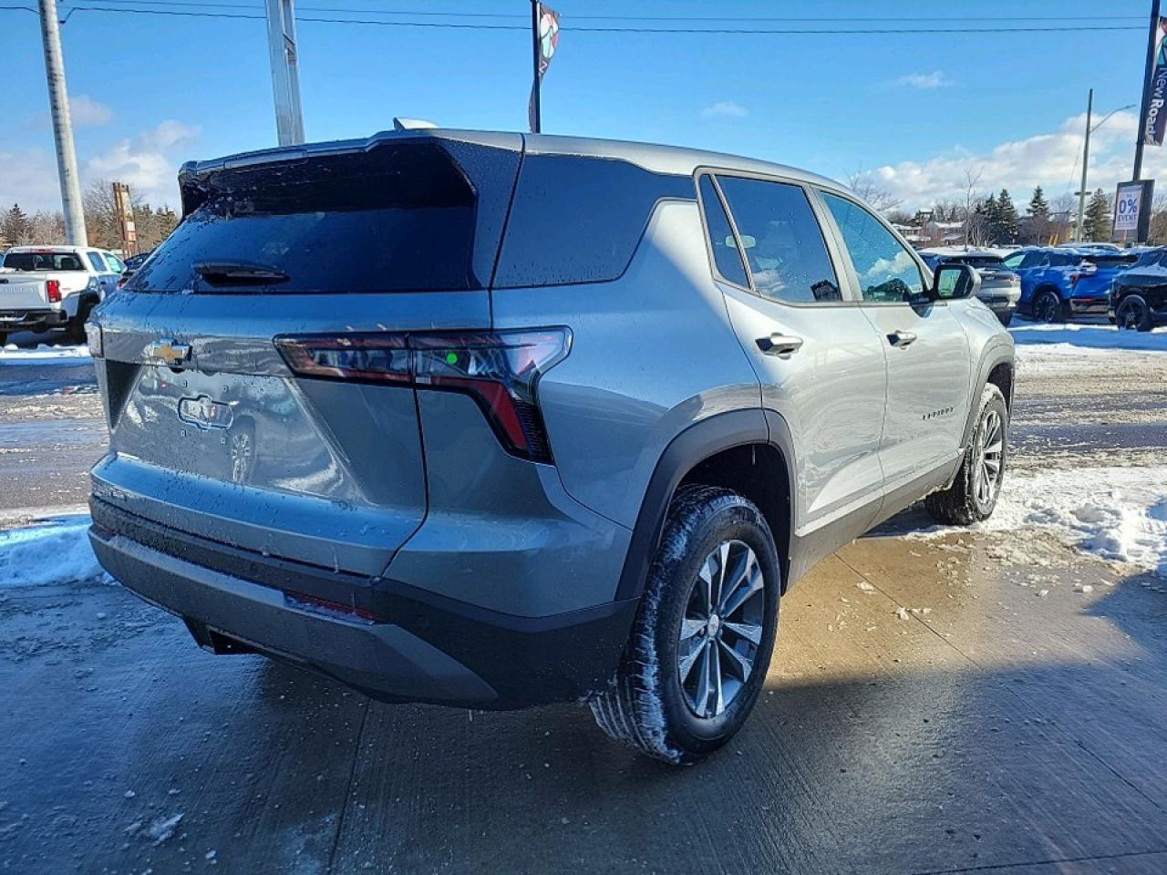 2026 Chevrolet Equinox LT 4dr All-Wheel Drive Photo4