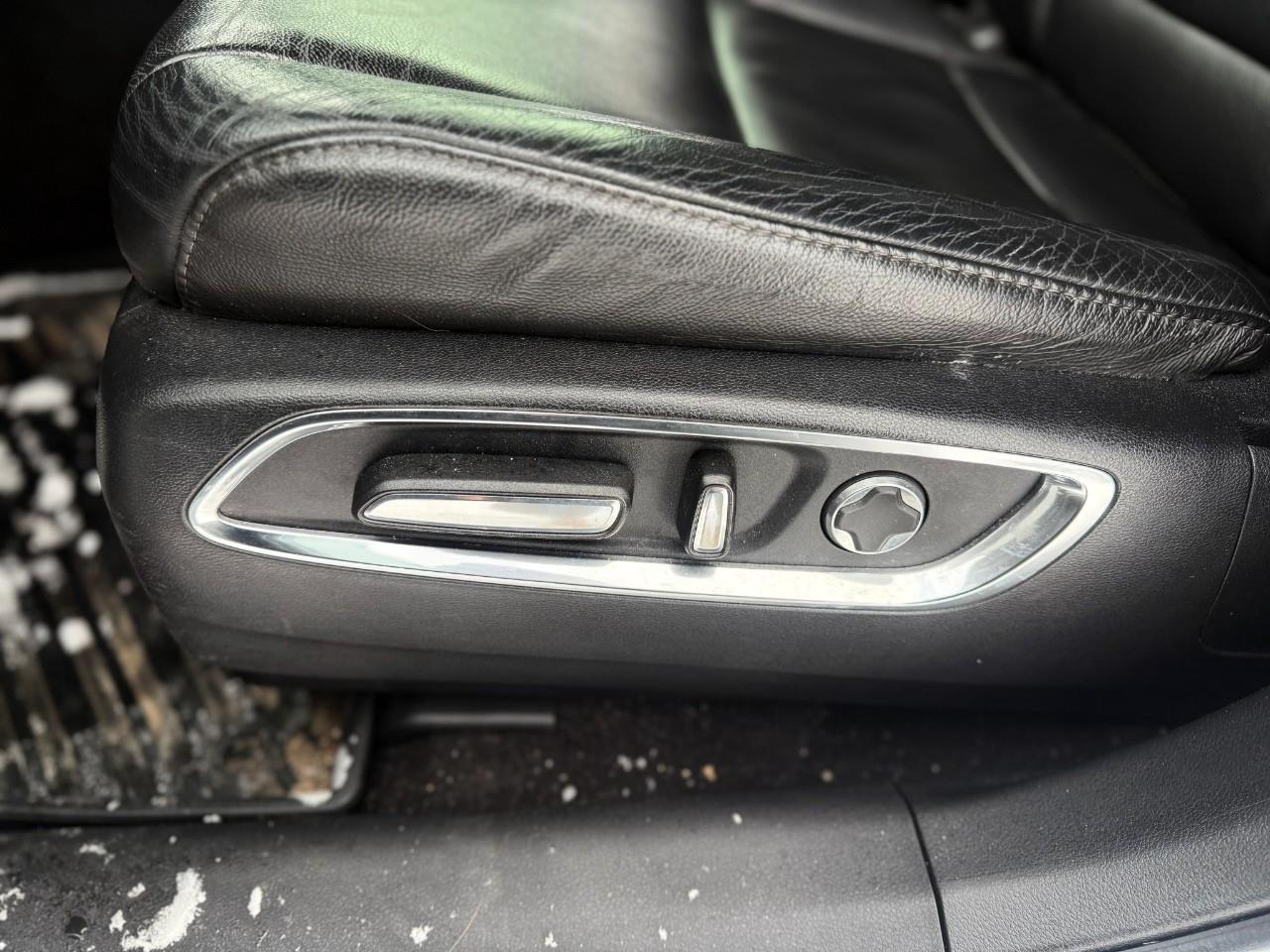 2020 Acura MDX Tech 4dr SH-AWD Photo