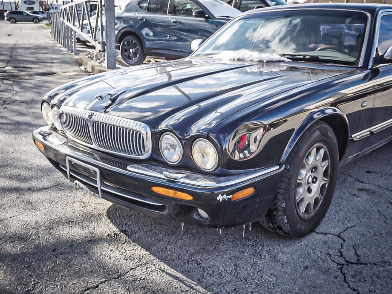 2000 Jaguar XJ  Photo3