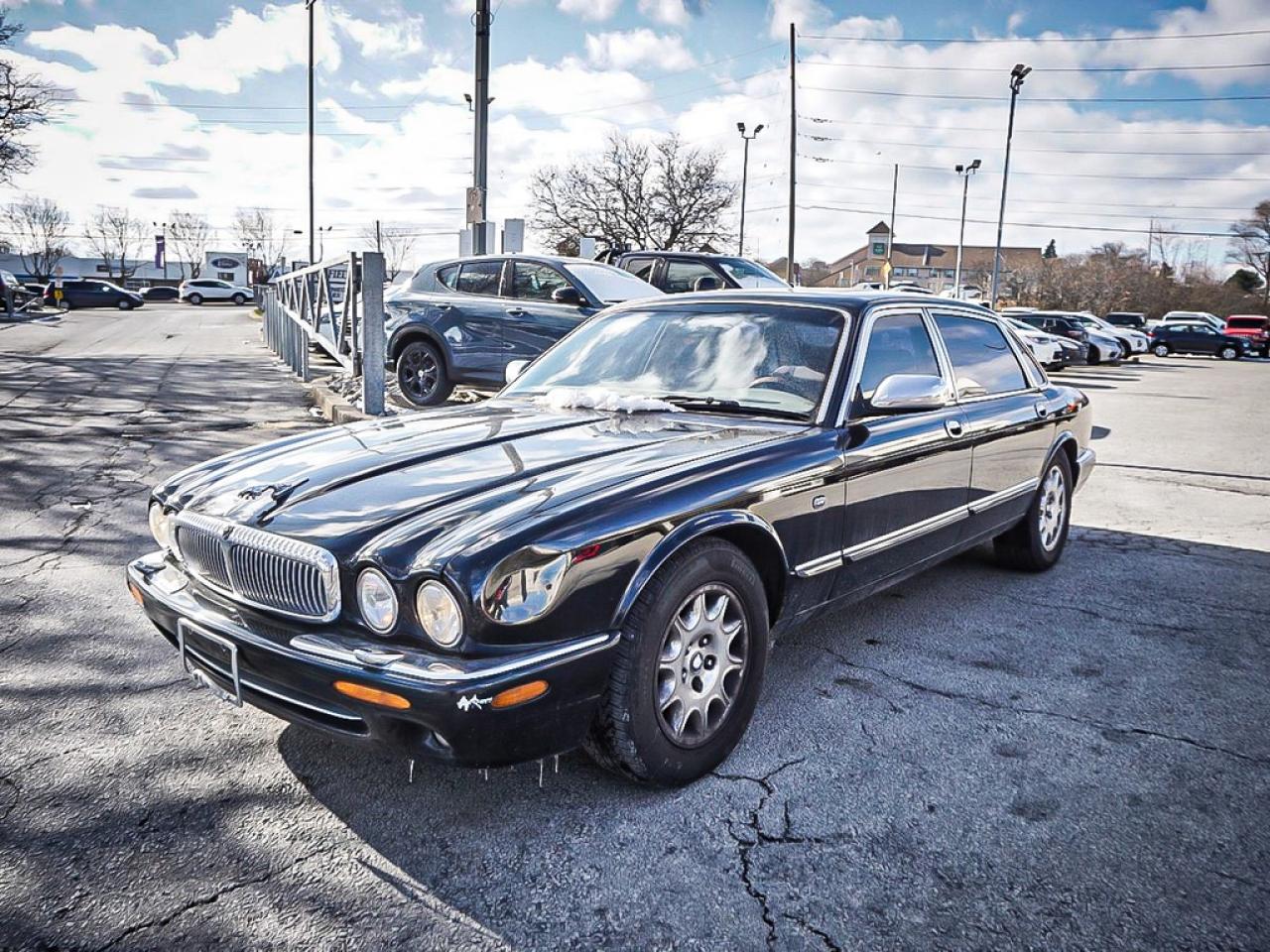 2000 Jaguar XJ  Photo