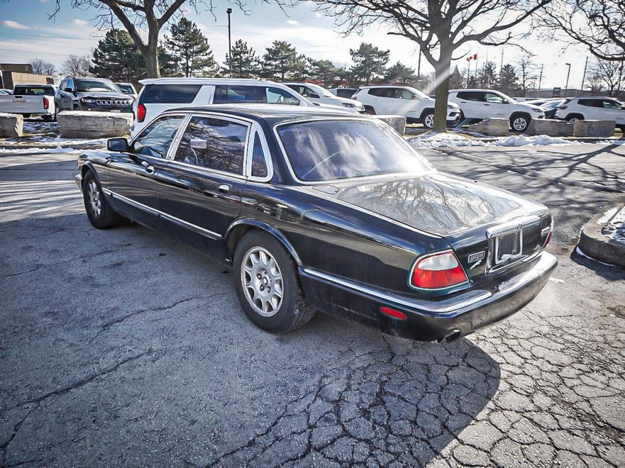 2000 Jaguar XJ  Photo