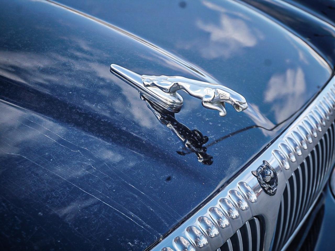 2000 Jaguar XJ  Photo