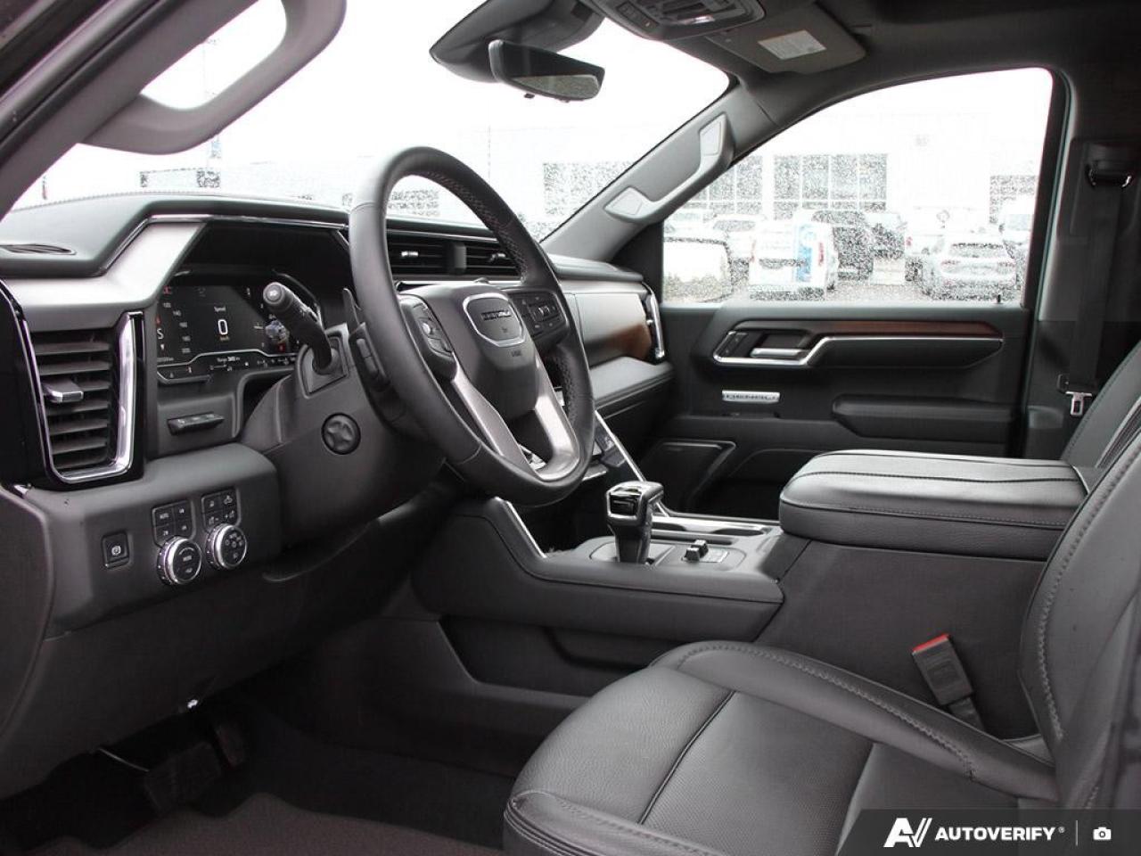 2025 GMC Sierra 1500 Crew Cab Short Box 4-Wheel Drive Denali Photo