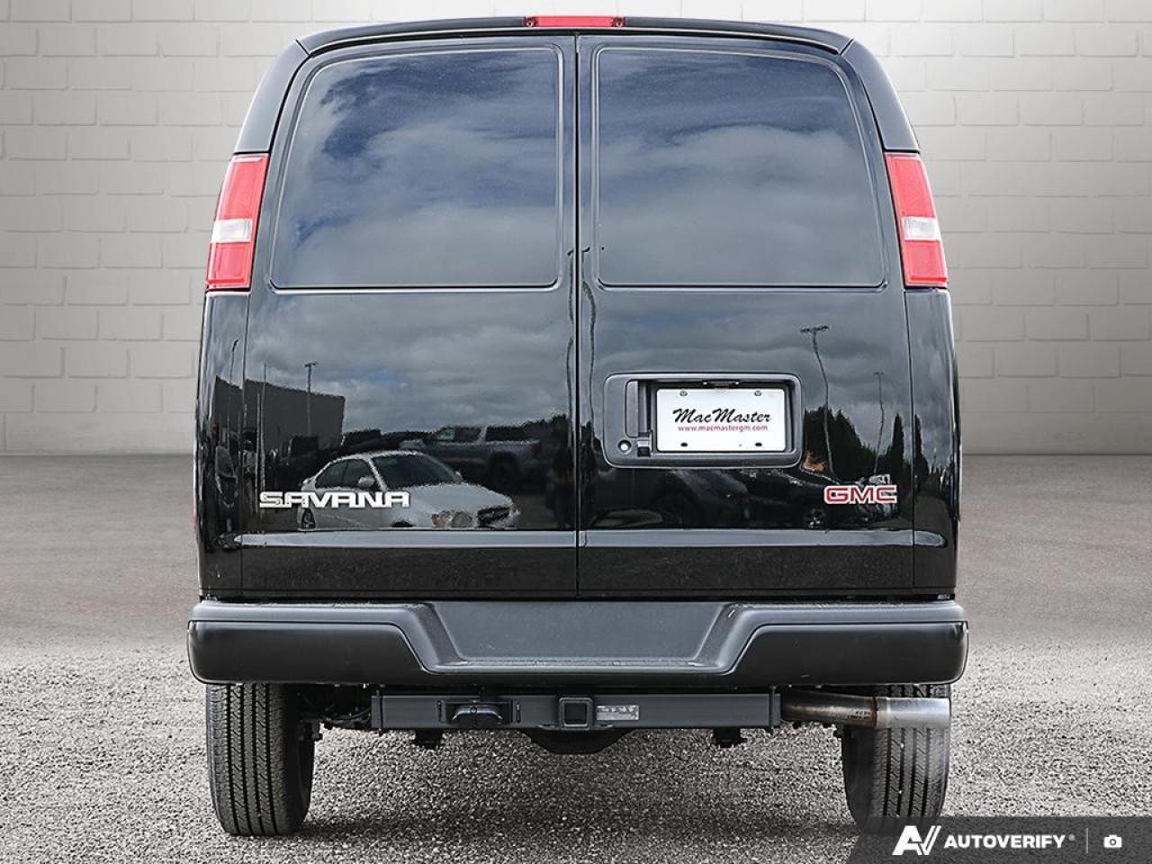 2025 GMC Savana Cargo Van 3500 Regular Wheelbase Rear-Wheel Drive Photo3