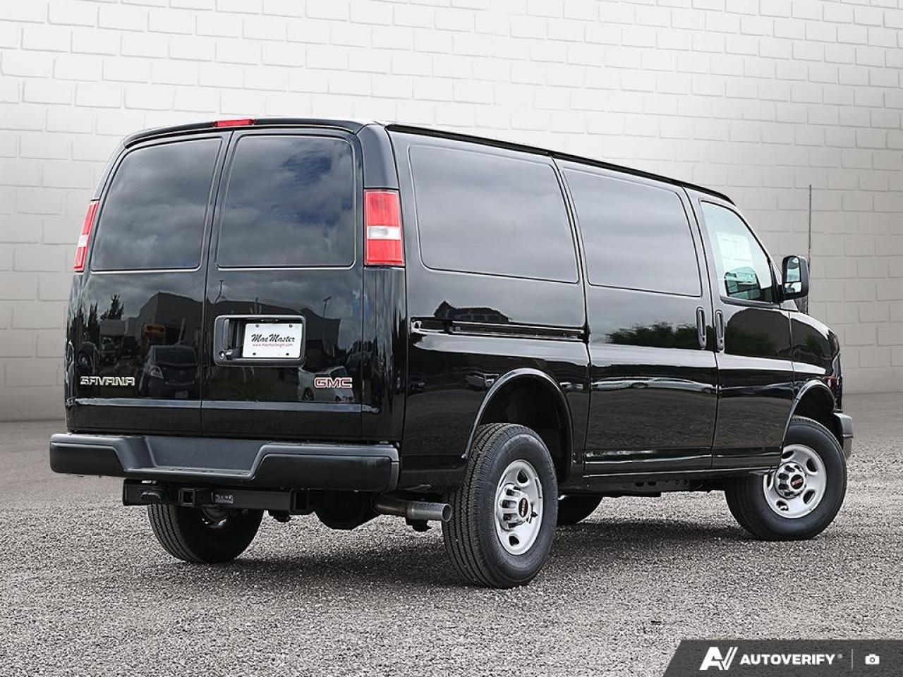 2025 GMC Savana Cargo Van 3500 Regular Wheelbase Rear-Wheel Drive Photo4