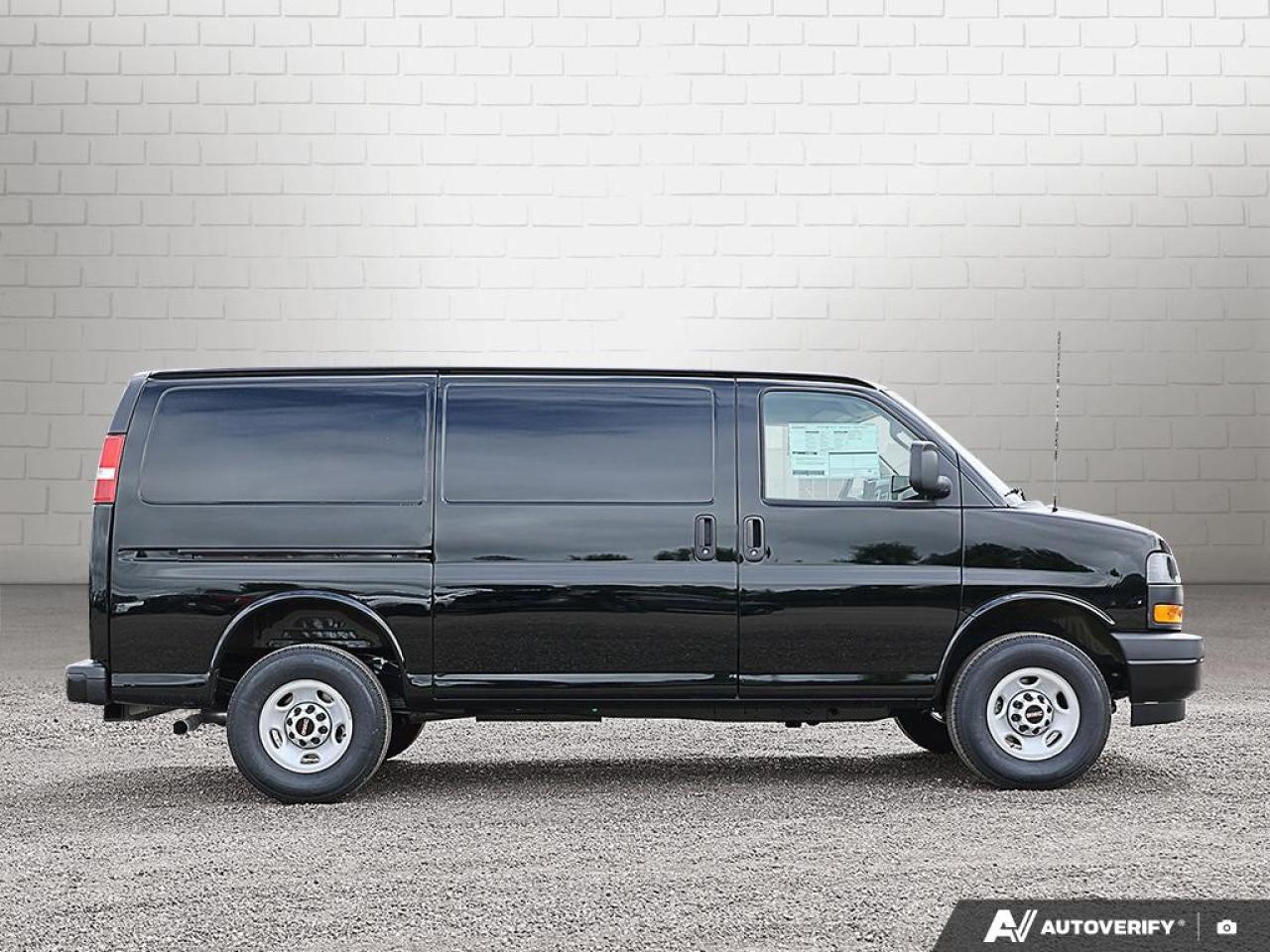 2025 GMC Savana Cargo Van 3500 Regular Wheelbase Rear-Wheel Drive Photo