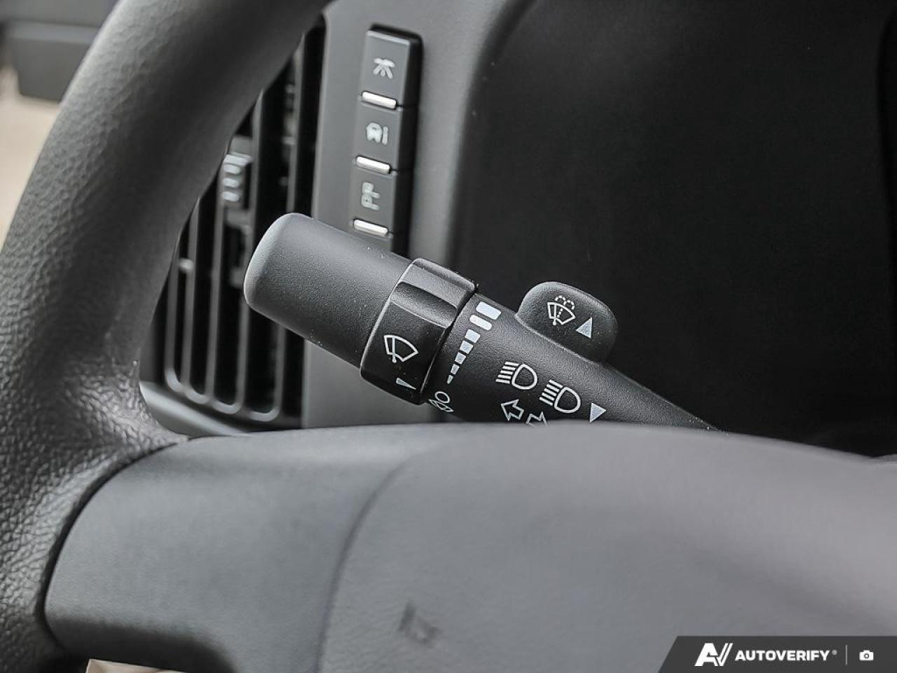 2025 GMC Savana Cargo Van 3500 Regular Wheelbase Rear-Wheel Drive Photo