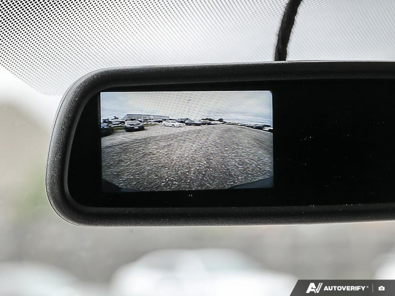 2025 GMC Savana Cargo Van 3500 Regular Wheelbase Rear-Wheel Drive Photo