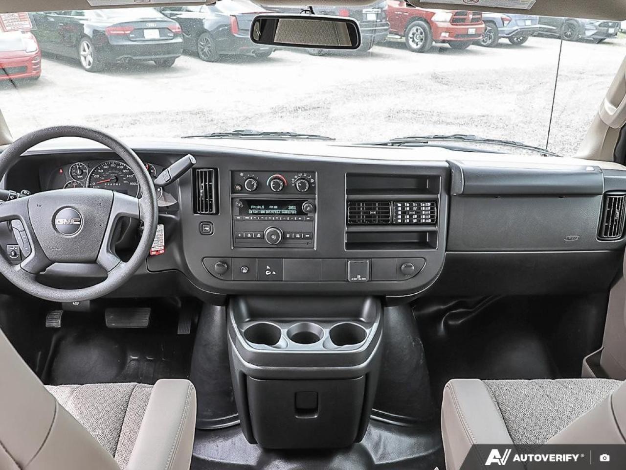 2025 GMC Savana Cargo Van 3500 Regular Wheelbase Rear-Wheel Drive Photo