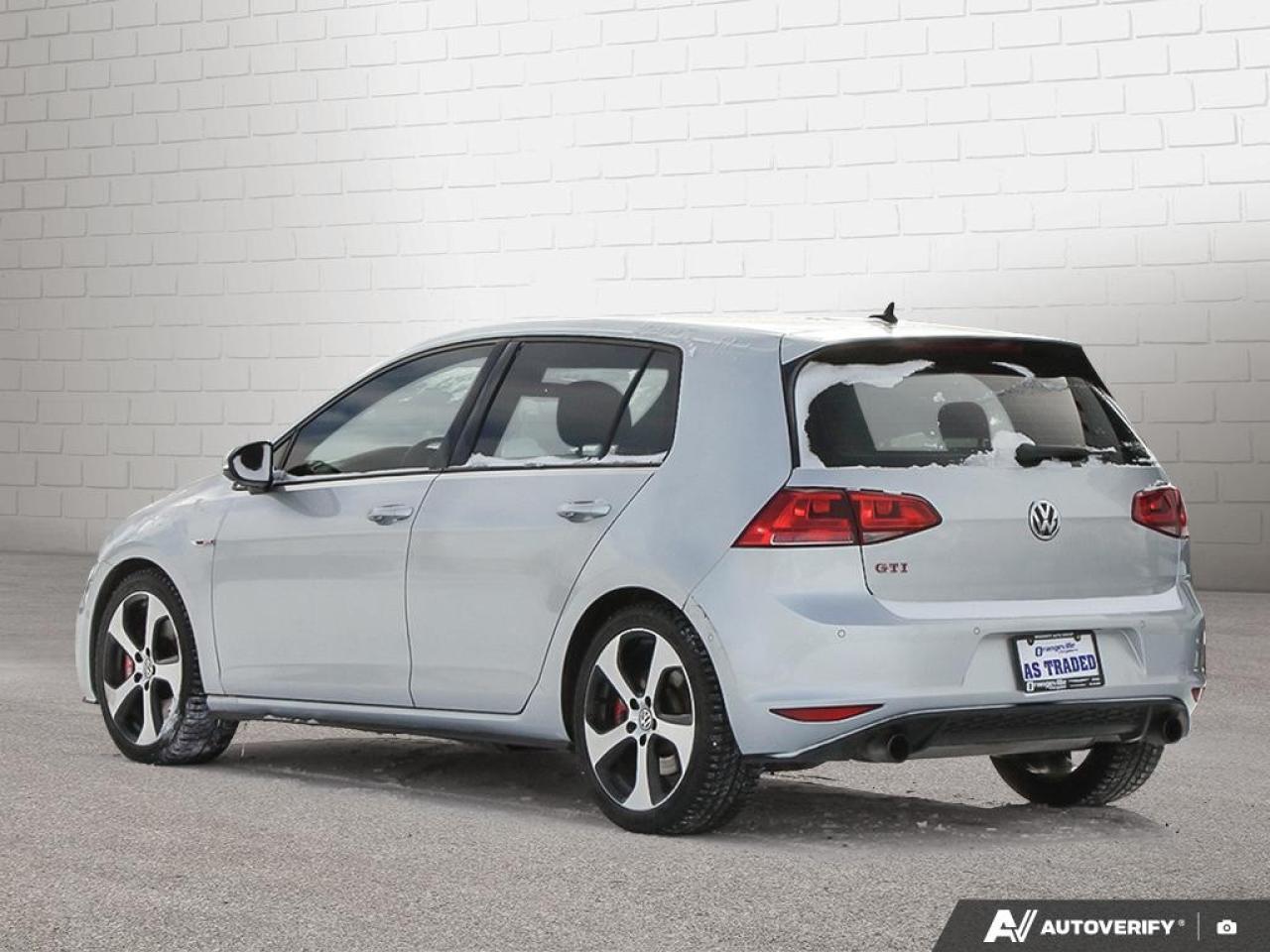 2016 Volkswagen Golf GTI 5dr HB Man Performance Photo3