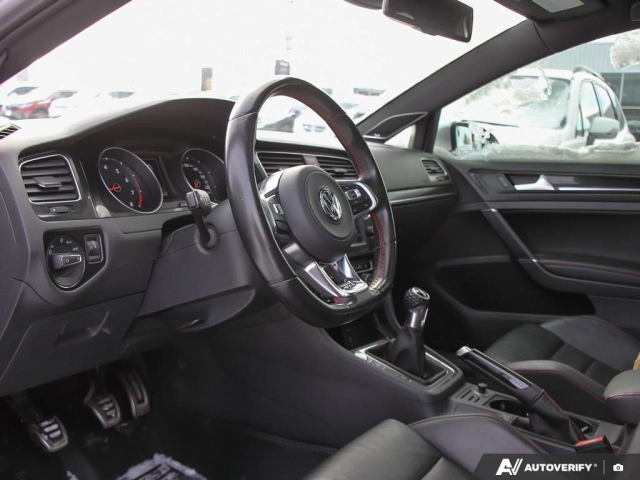 2016 Volkswagen Golf GTI 5dr HB Man Performance Photo