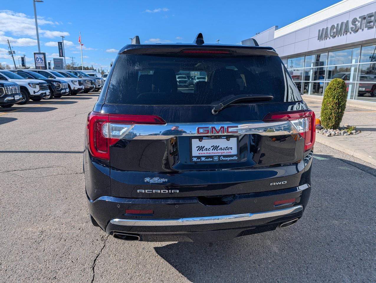 2021 GMC Acadia AWD DENALI Photo3
