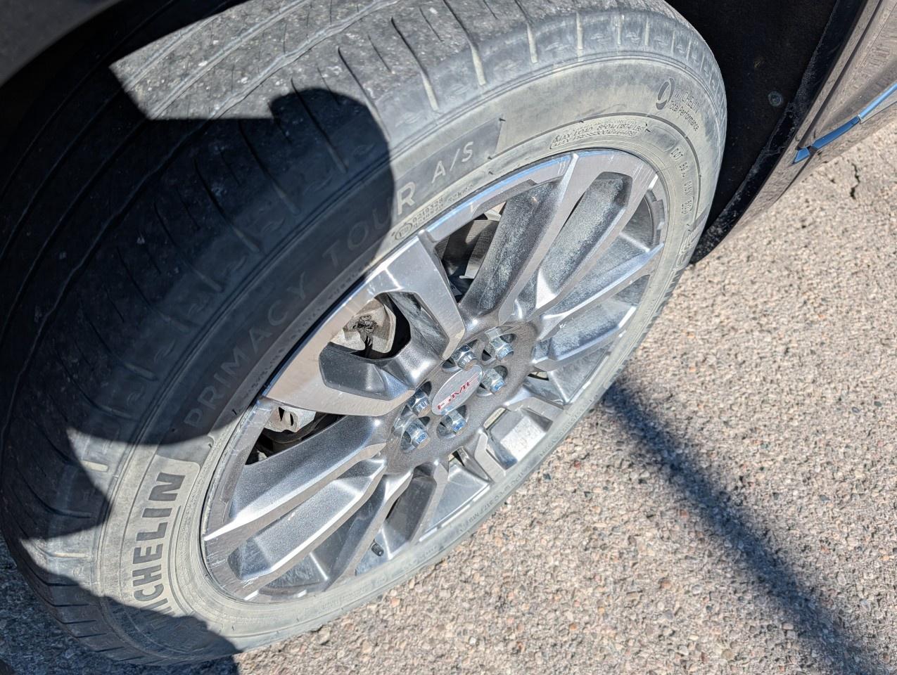 2021 GMC Acadia AWD DENALI Photo