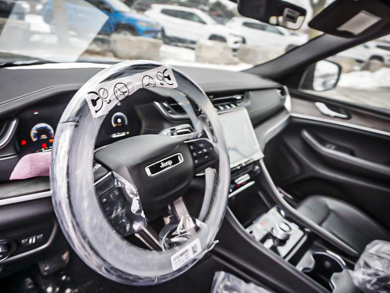 2025 Jeep Grand Cherokee  Photo